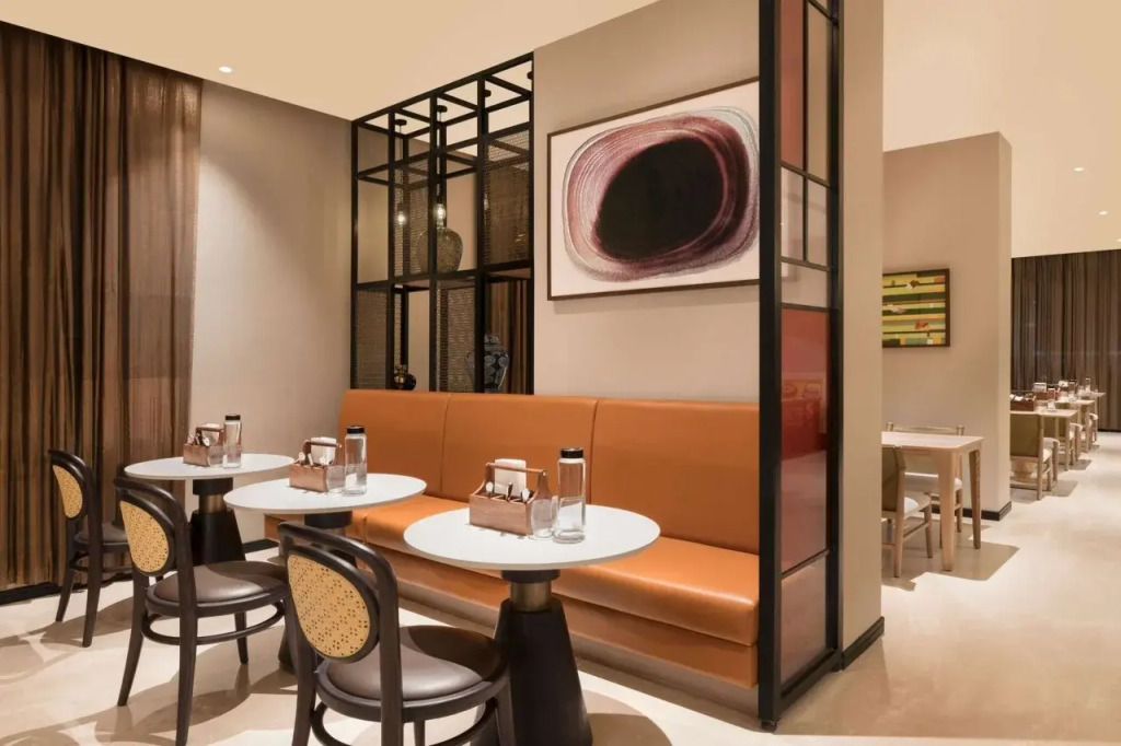 Ibis Mumbai Bkc
