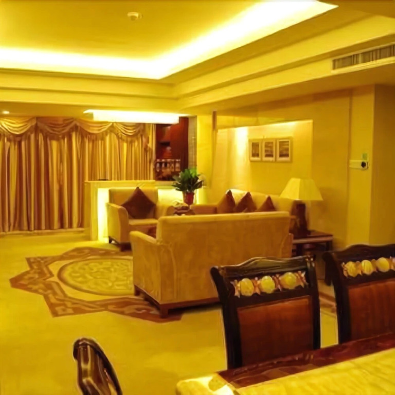 Foshan Xinruncheng Hotel