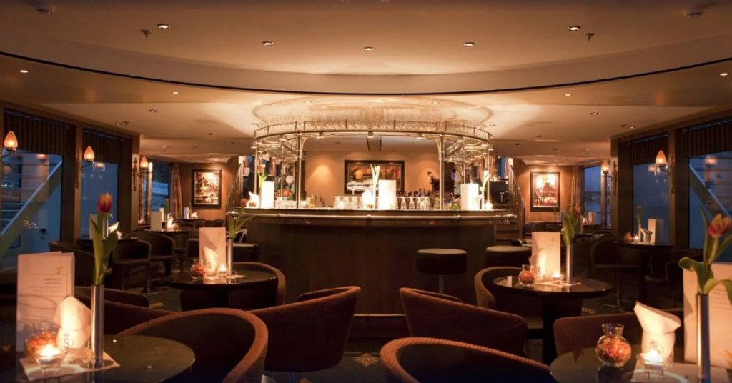 Crossgates Hotelship 4 Star Frankfurt
