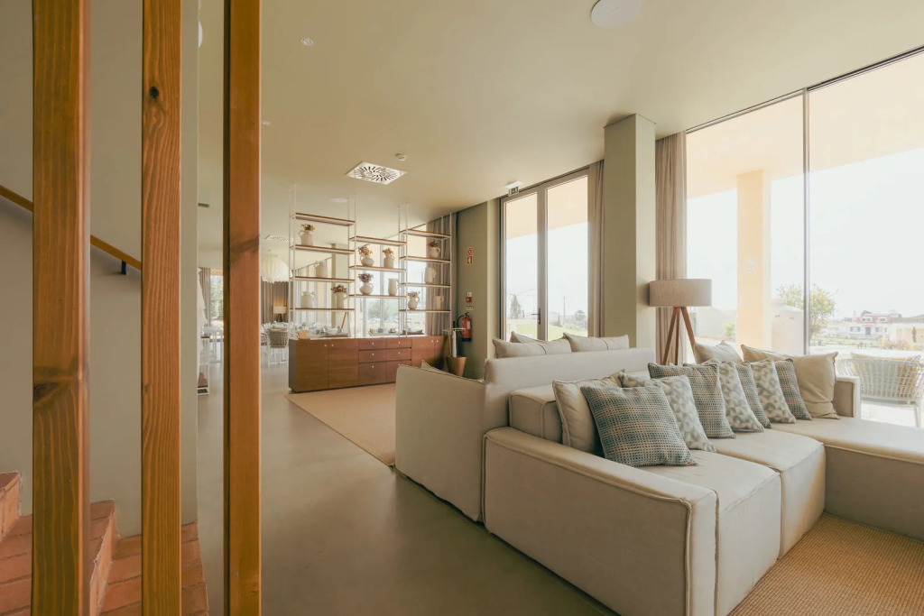 White Shell Beach Villas