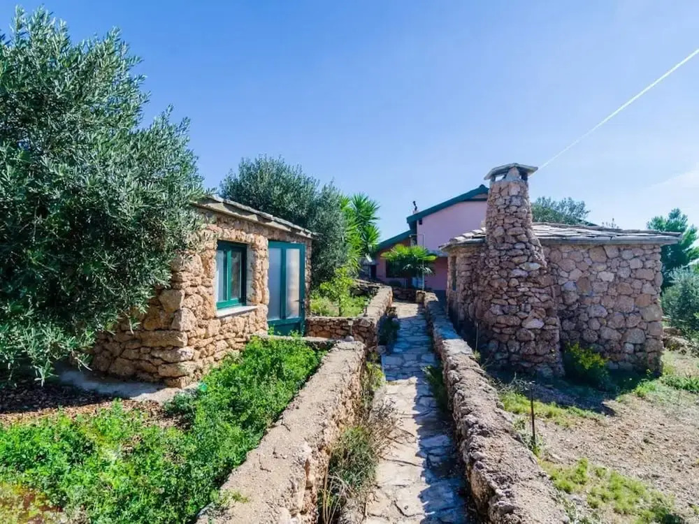 Villa Sea Edge - Three Bedroom Villa with Sea View