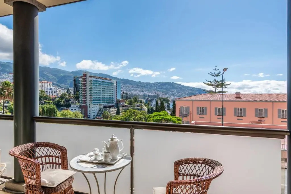 Suite 106 - Two bedroom apartment