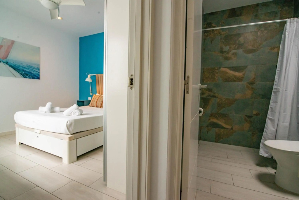 Costa Lairaga Suite junto a Canteras
