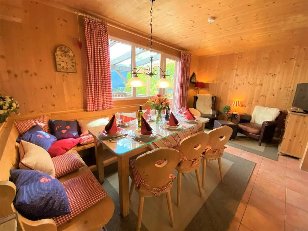 URIGES Chalet auf über 1250m +DAMPFBAD +NETFLIX!