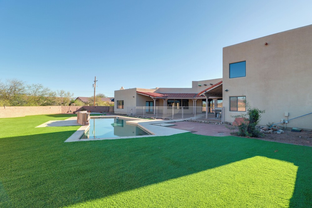 Pool & Views! Luxury Sonoran Desert Oasis Retreat