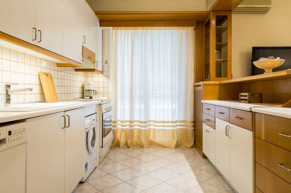 Classy 2 bedroom apartment near Acropolis & Metro