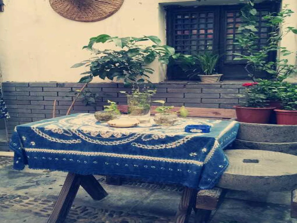 Flinstones Guest House