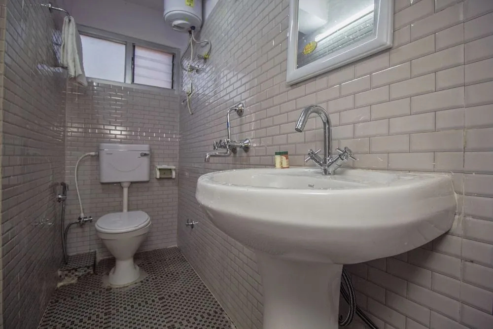 OYO 18536 Batasia Guest House