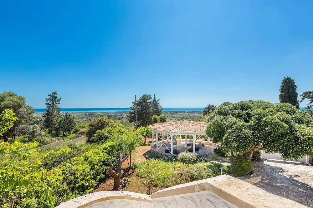 3366 Villa Amoenitas by Perle di Puglia