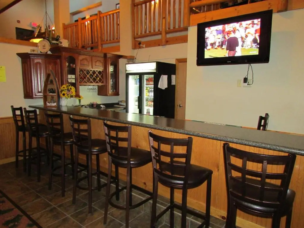Shell Lake Lodge, a Travelodge by Wyndham