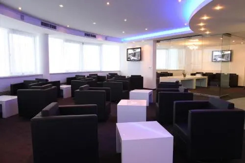 Tempus Club Garni Hotel