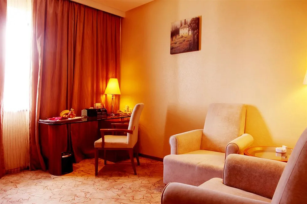 Best Western Premier Hangzhou Richful Green Hotel