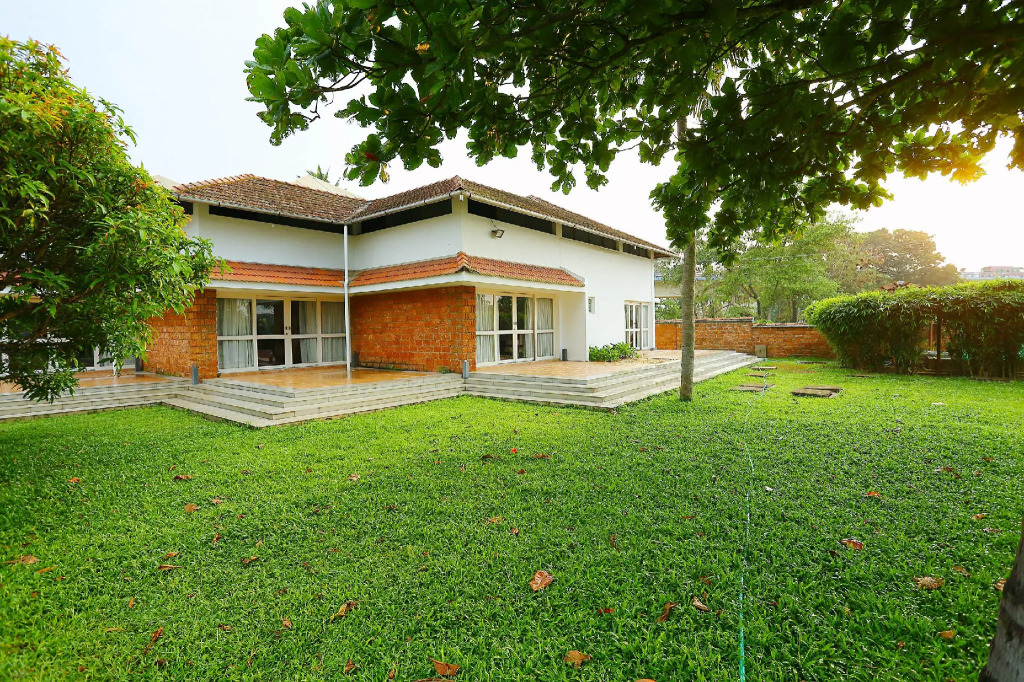 Super Townhouse Island Inn