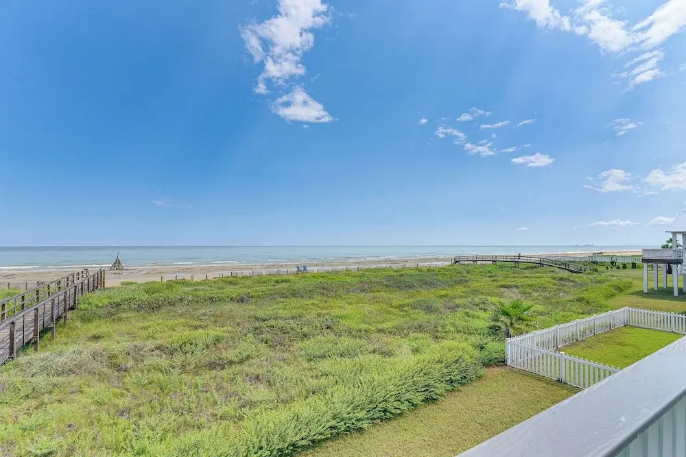'sea Shell Chalet': Oceanfront Surfside Beach Gem