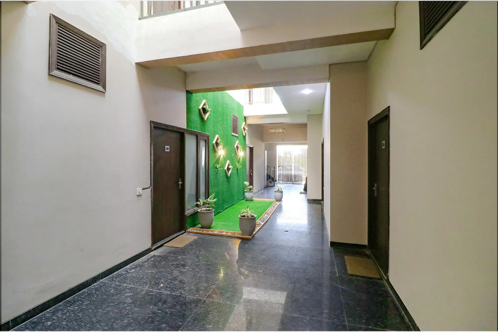 FabHotel K9