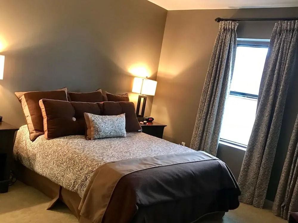 Ophelias Restaurant & Inn