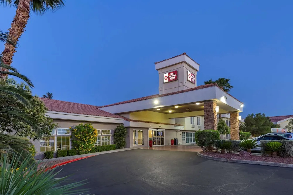 Holiday Inn Express Las Vegas-West (The Lakes)