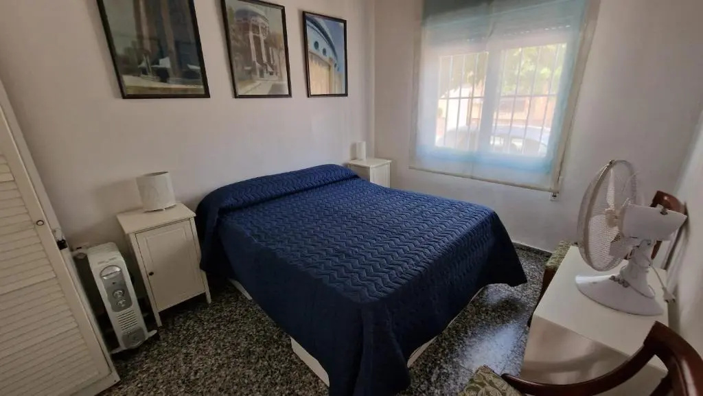 House with exclusive pool and garden 7 min walk from the beach and the center
