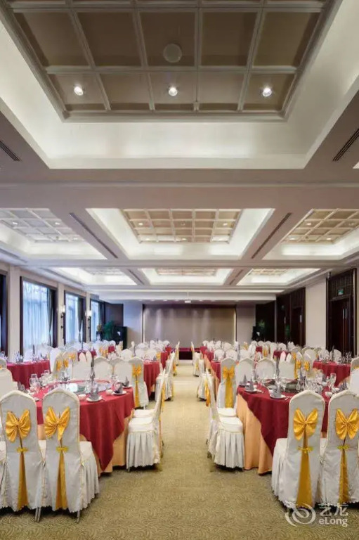 Suzhou Jingzhai Hotel