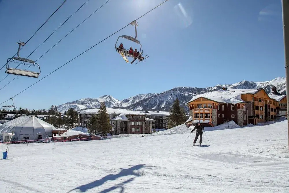 Sunstone 208 Updated Ski-In Ski-Out Condo At Sunstone Lodge with Great Complex Amenities by RedAwning