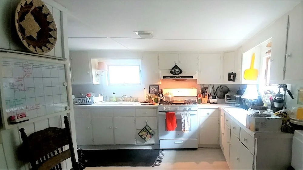 Mananaville 2 Bedrooms 2 Bathrooms Home