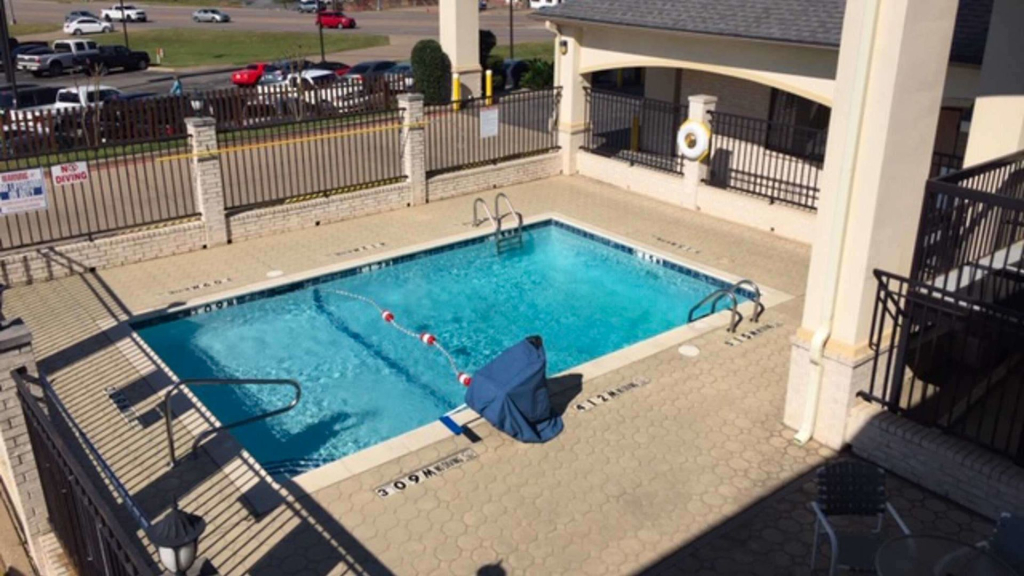 Motel 6 Tyler, TX