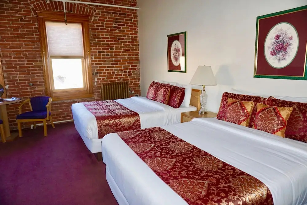 The Victor Hotel