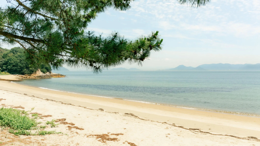 Naoshima Tsutsujiso Lodge