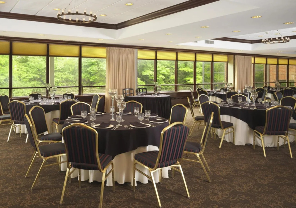 Sheraton Suites Akron Cuyahoga Falls