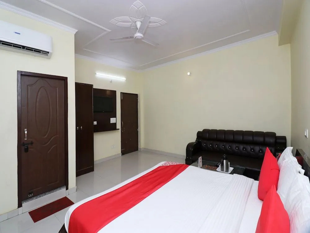 OYO 17422 Sidra Guest House