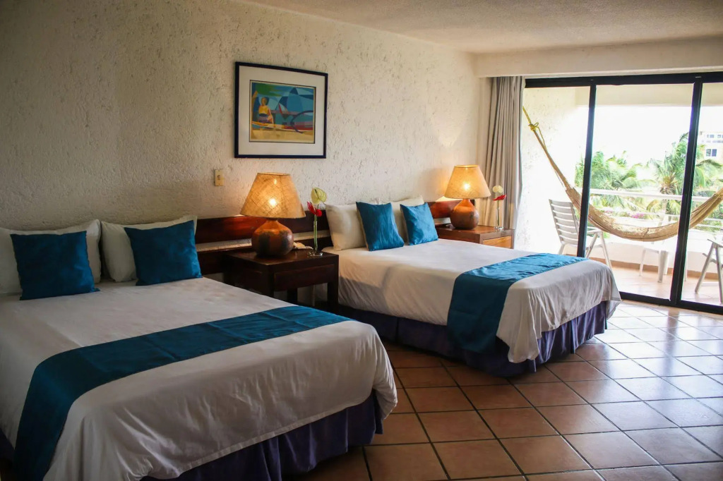 Hotel California Playa El Yaque