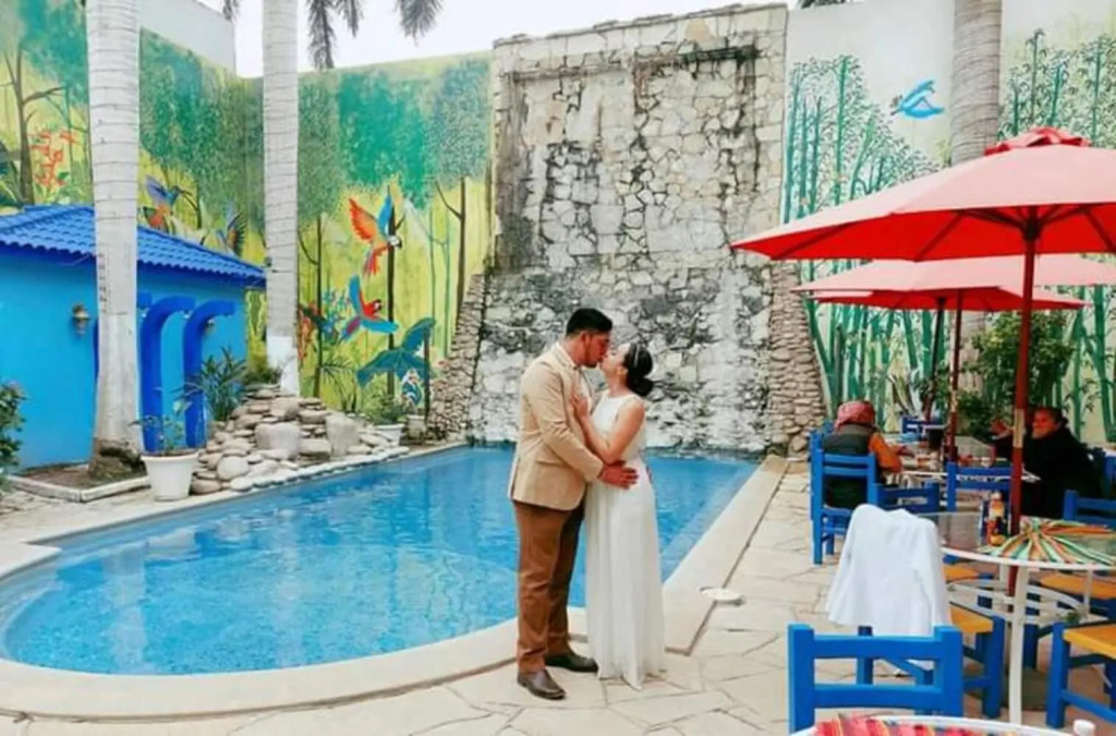 HOTEL ESMERALDA