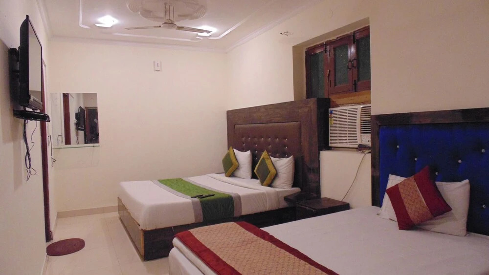Hotel Sehrawat inn