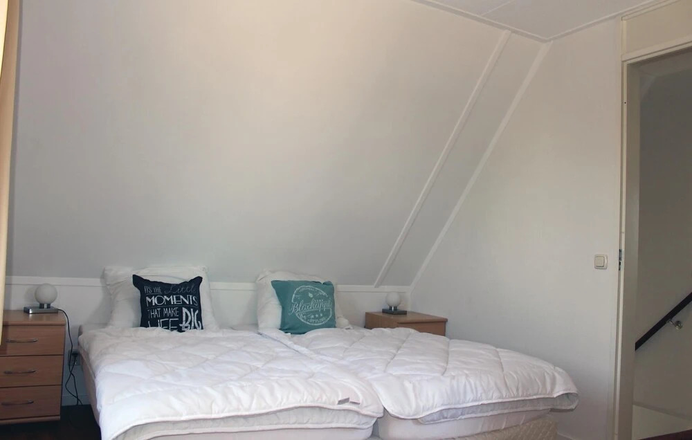 2 Bedroom Lovely Home In Opperdoes