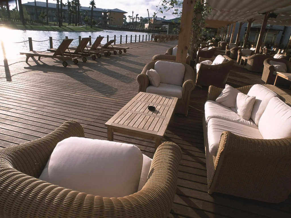PortAventura Hotel Caribe - Includes unlimited access to PortAventura Park & 1 access to Ferrari Land