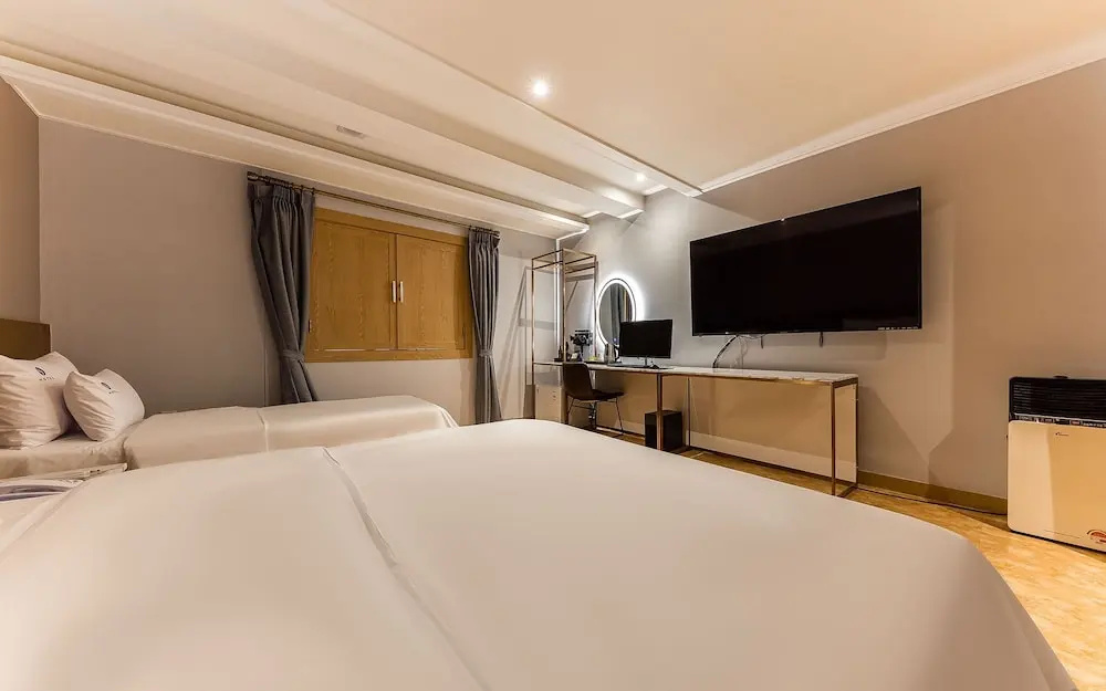 Yongin Singal Sangsang Hotel 1