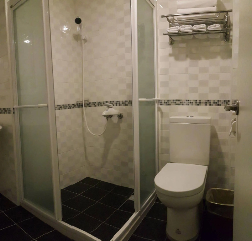 Royal Goods Residence Themed Suites