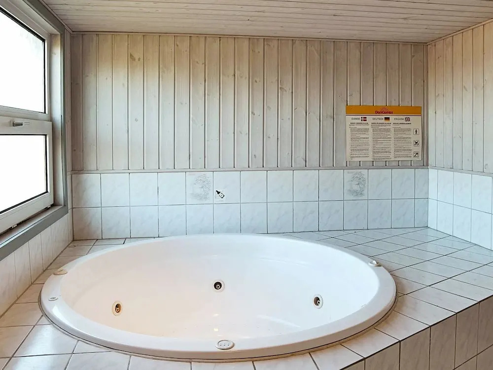 Luxurious Holiday Home in Ringkøbing With Indoor Whirlpool