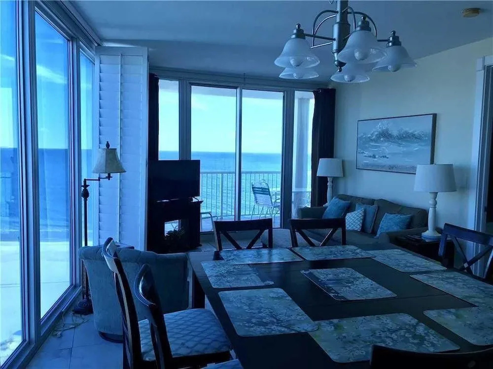 Island Tower 901 3 Bedrooms 3 Bathrooms Condo