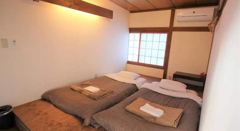 Roku Hostel Hiroshima