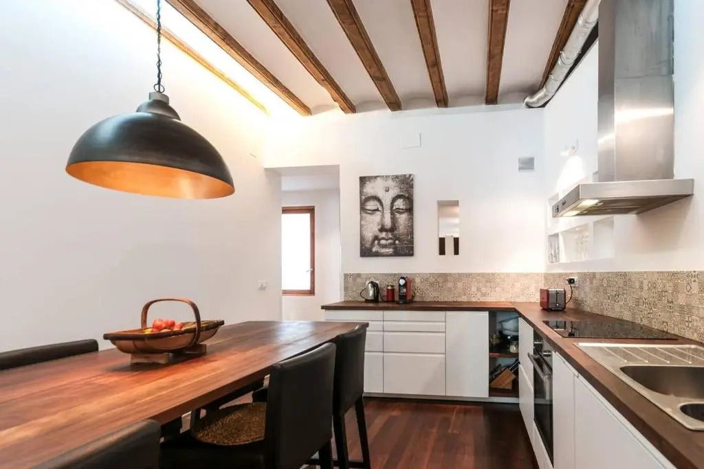 Barcelonaforrent Alessandra Central Ramblas Apartment