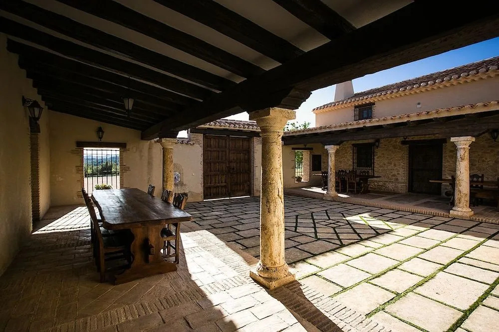 Complejo Rural Cortijo Trifillas