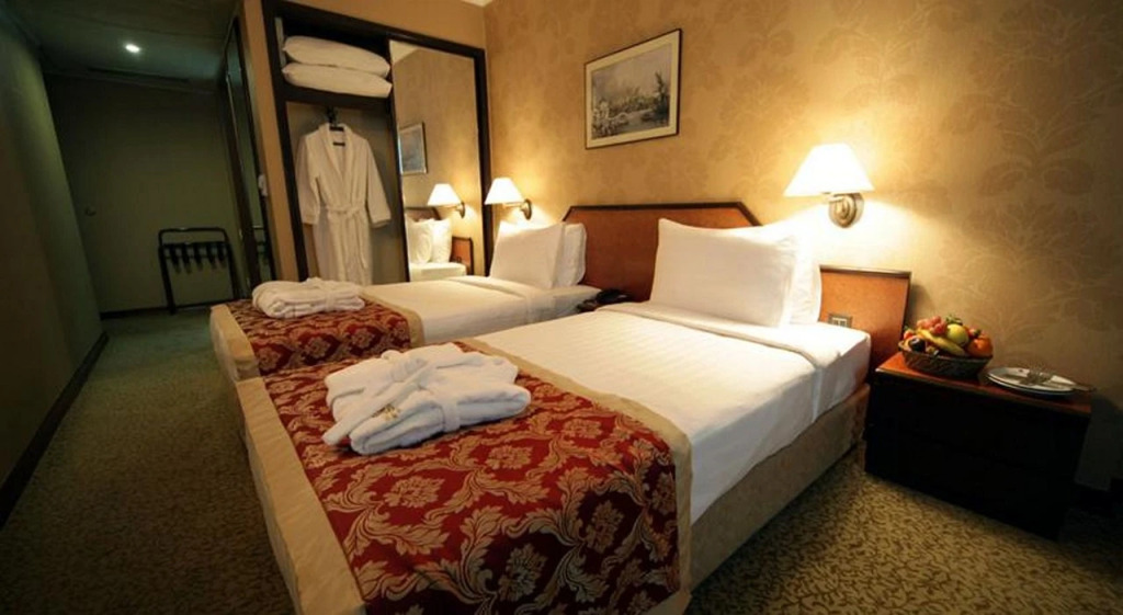 Mineo Hotel