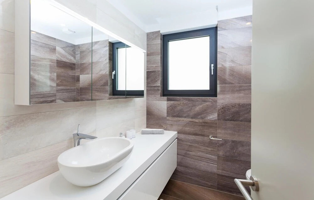Awesome Apartment in Podstrana With 1 Bedrooms, Wifi and Outdoor Swimming Pool