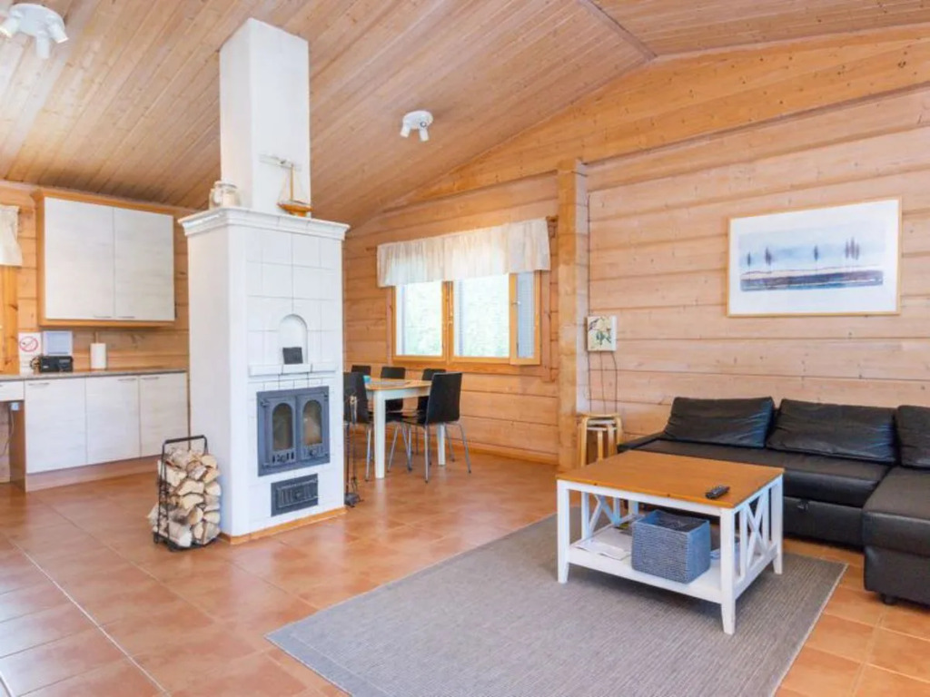Hot pool cottage ainu