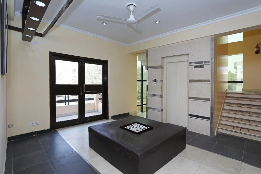 OYO 10057 Hotel Laksh Residency