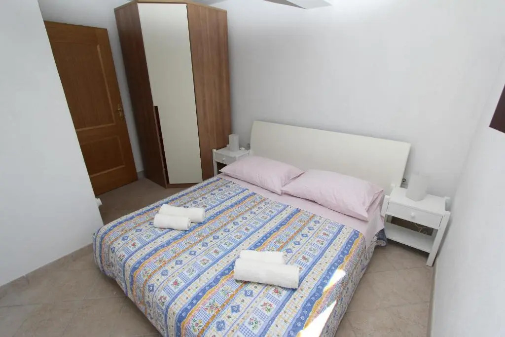 Apartments Rozi