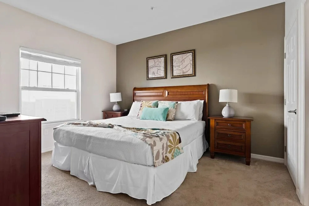 Welcoming 4 BR Sleeps 10 Guests WL2901