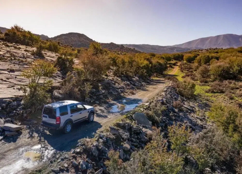 Ficus Seafront Villa, Eco Pool & Close to Beach, By ThinkVilla