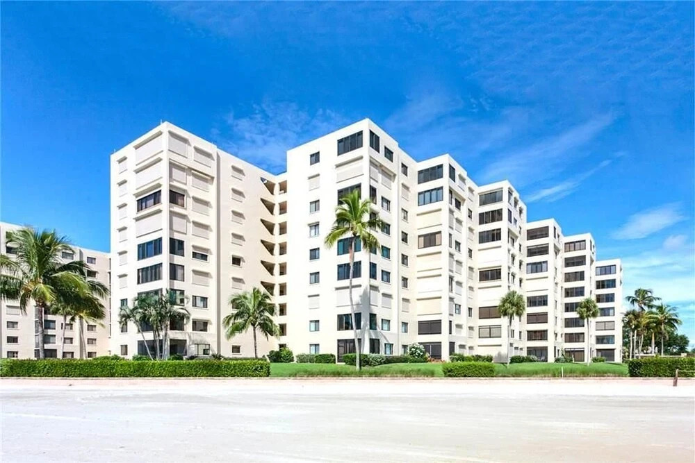 Sandarac A409 - Two Bedroom Condo
